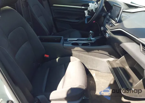 2021 Nissan Altima Sv Fwd z USA, uszkodzony, nr VIN 1N4BL4DV3MN417057